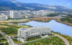 四川高考多少分報(bào)考畢節(jié)醫(yī)學(xué)高等?？茖W(xué)校？2024年文科錄取分437分 理科投檔線448分