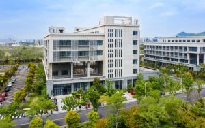 安徽高考多少分報考鄭州工業(yè)應(yīng)用技術(shù)學院,？附2022-2024年最低錄取分數(shù)線