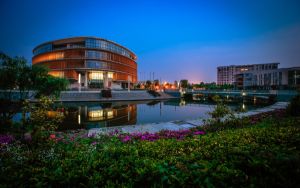 海南考生多少分能考上佛山大學,？附2022-2024年最低錄取分數(shù)線